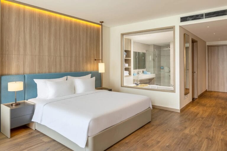 5-star hotel in Ha Long Marina