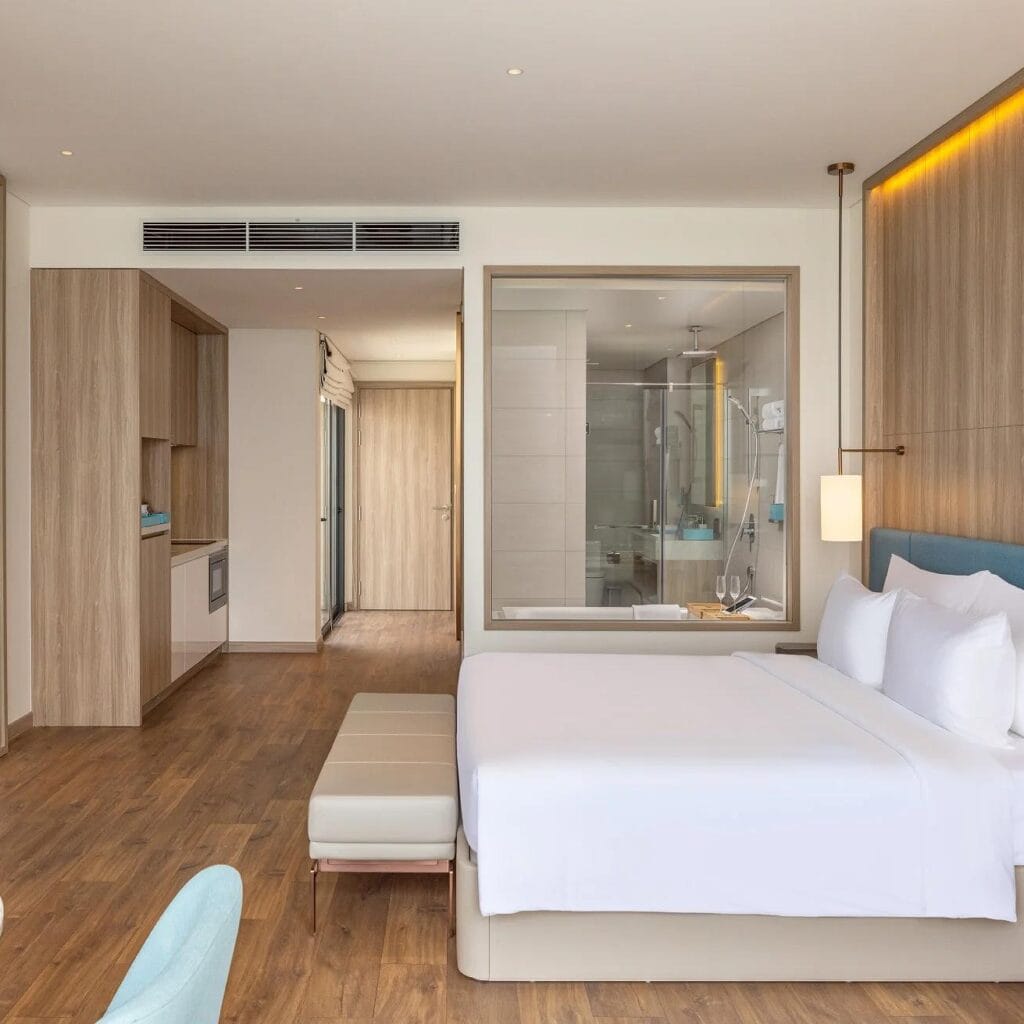 5-star hotel in Ha Long Marina