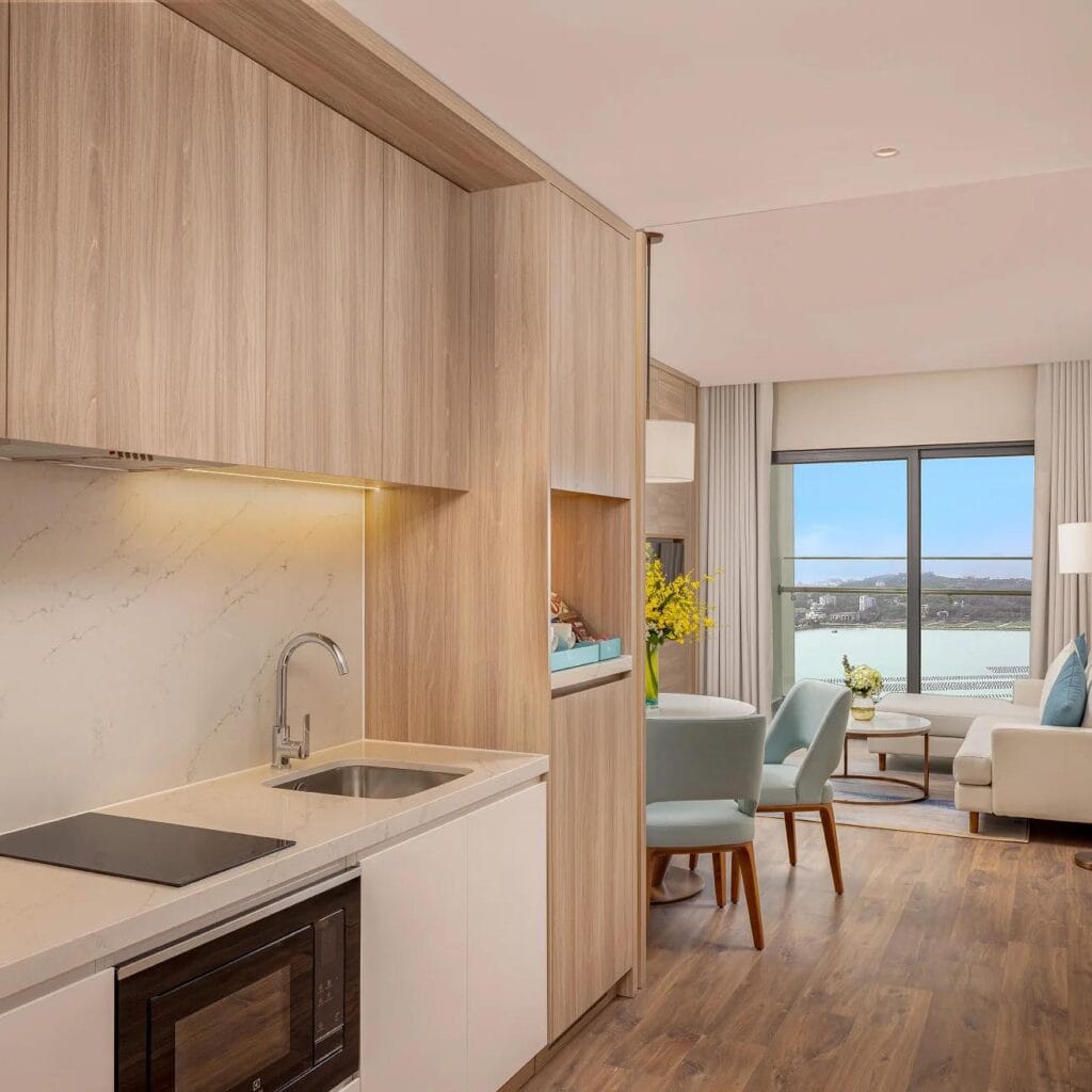 Best bay view hotel Ha Long