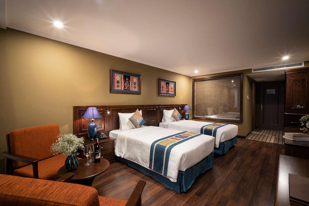 Sapa hotel with infinity pool