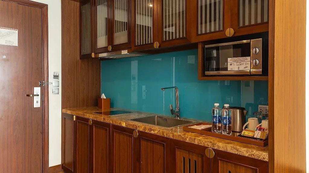 Beachfront resort Bai Truong