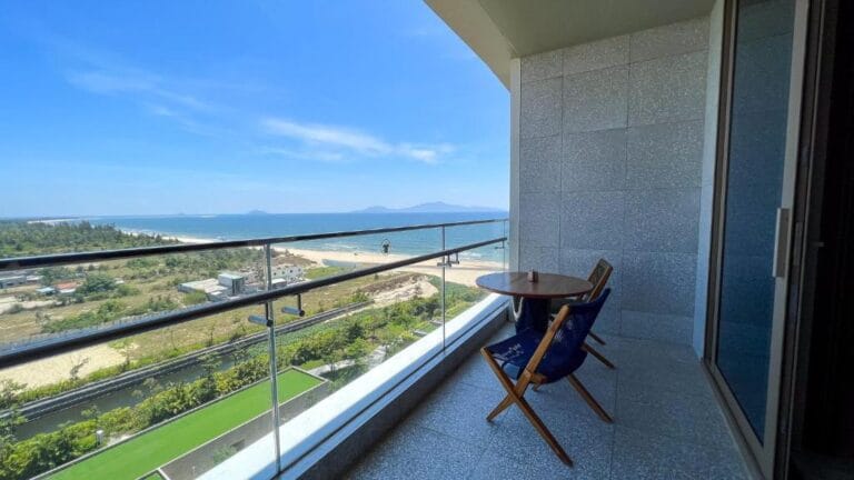 Deluxe Ocean 2 bed 1