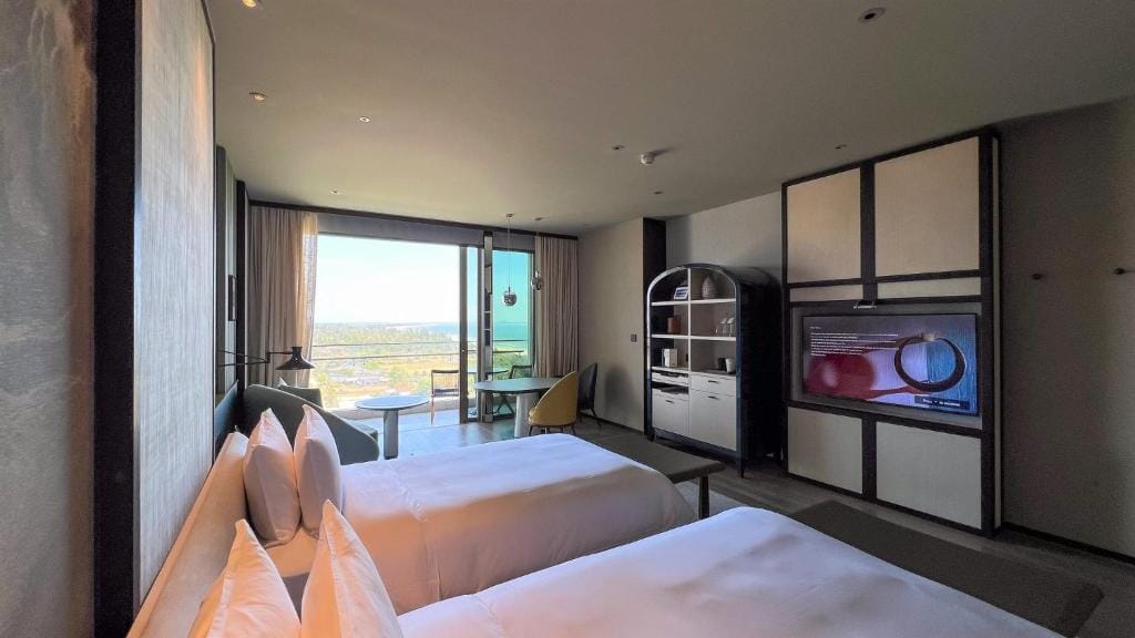 Deluxe Ocean 2 bed 1