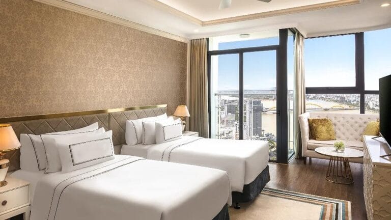 5-star Han River view hotel