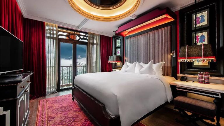 Luxury 5-star hotel Sapa