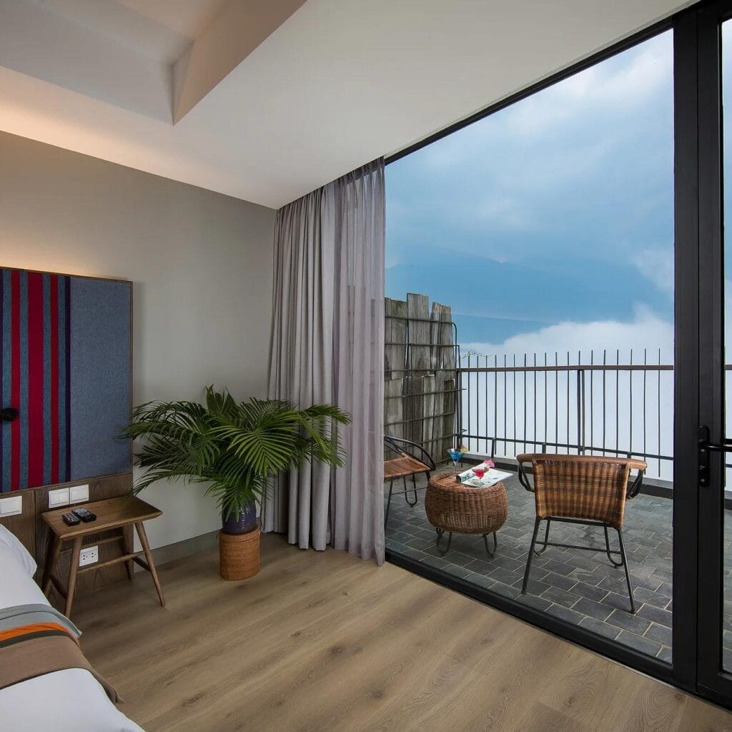 Luxury accommodation Muong Hoa Valley