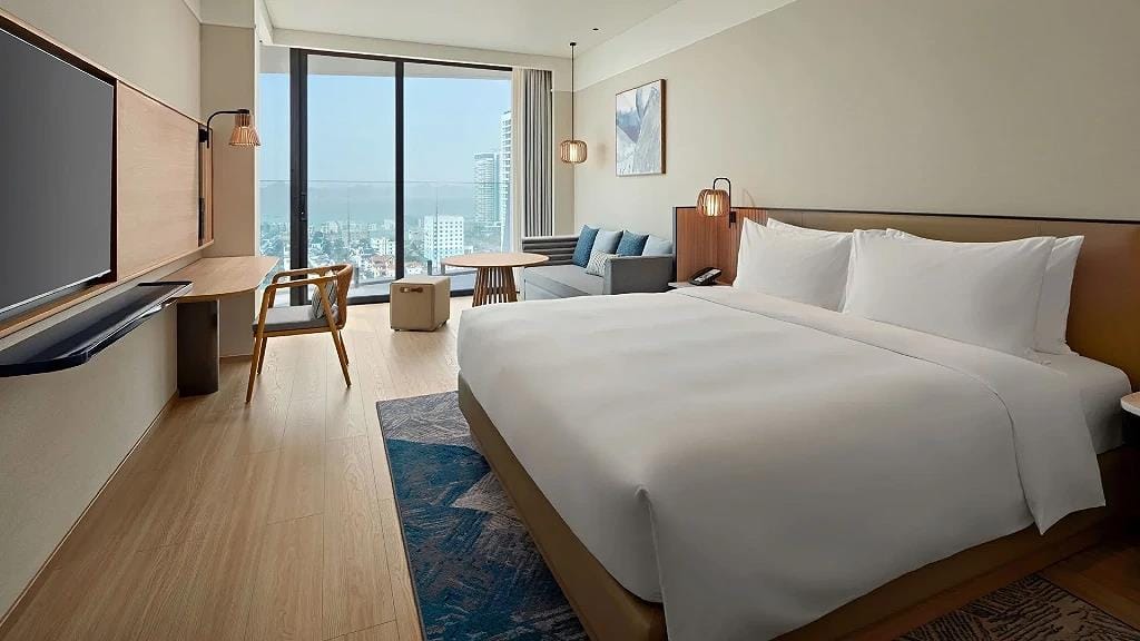 Hyatt Place Halong 1 King Bed 5