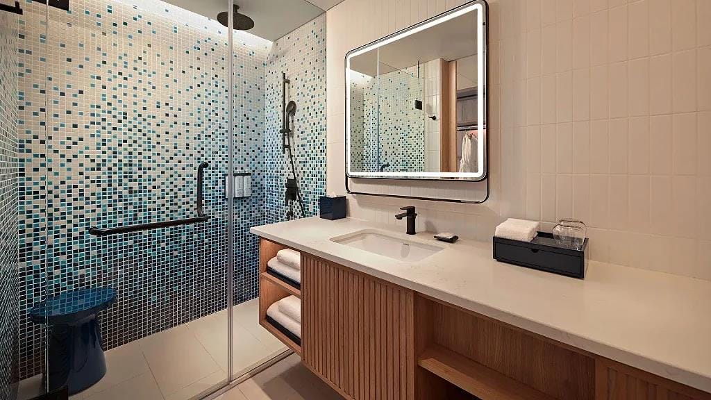 Hyatt Place Halong 1 King Bed 5