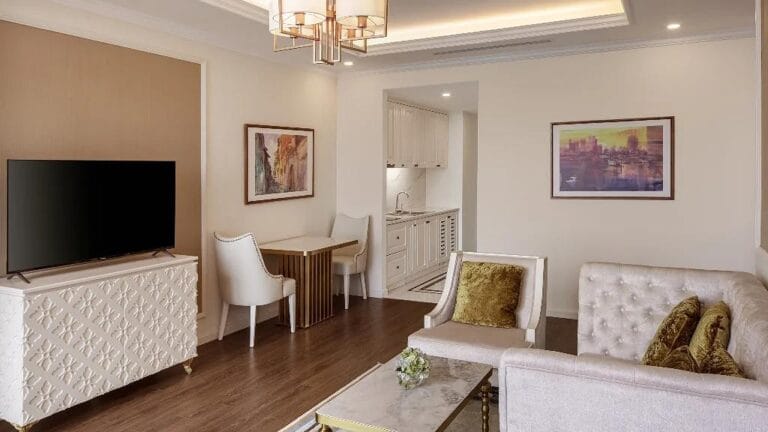 Meliá Vinpearl Danang Riverfront