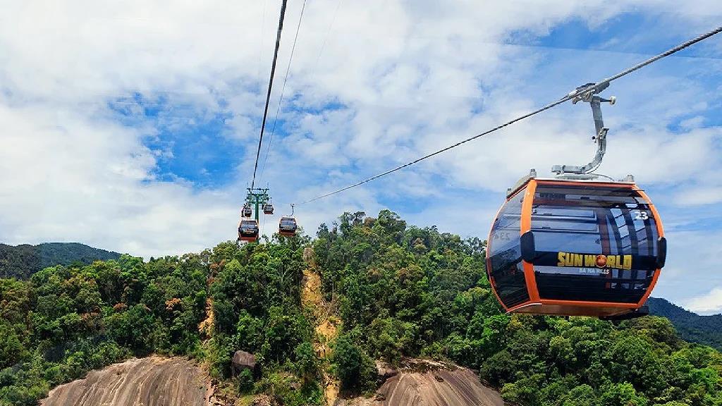 Hotel near Golden Bridge Da Nang