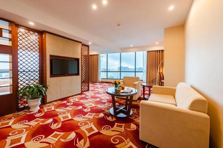 5-star hotel in Ha Long Bay