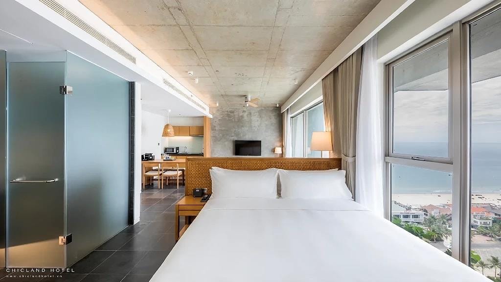 Best beachfront hotels in Da Nang