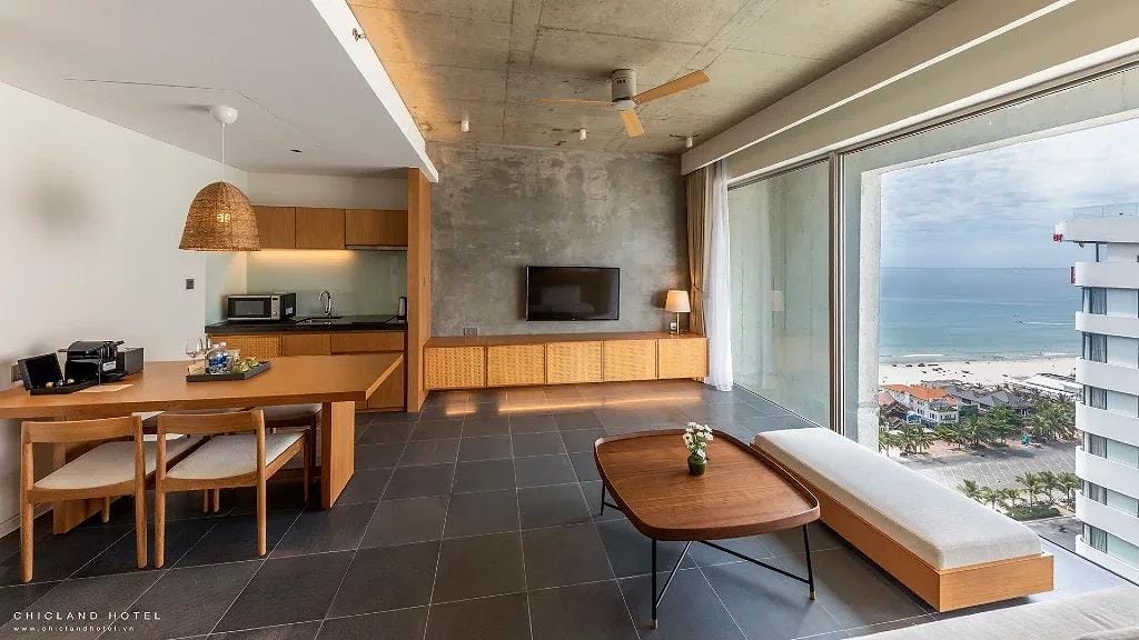 Best beachfront hotels in Da Nang