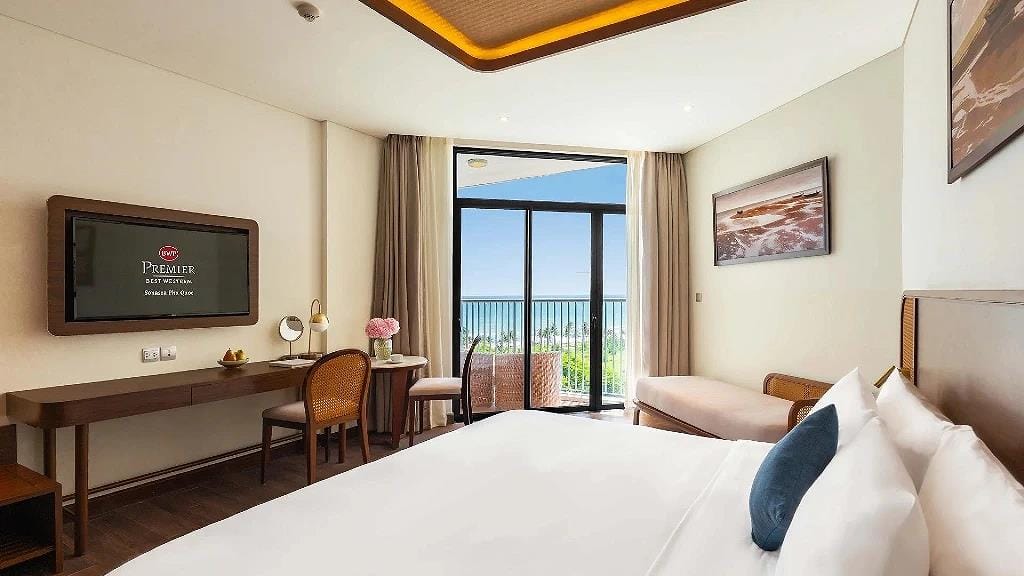 Beachfront resort Bai Truong