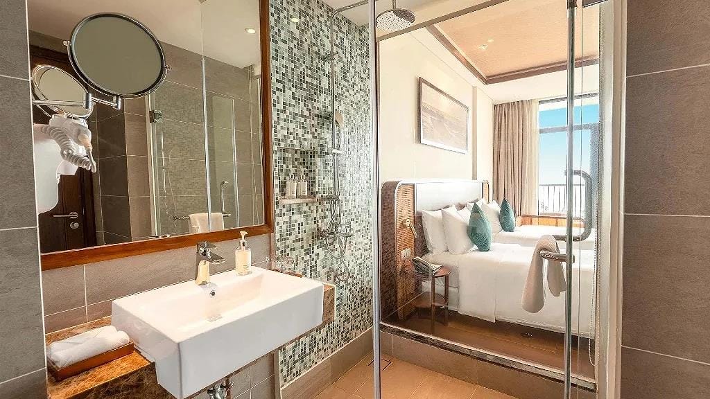 Beachfront resort Bai Truong