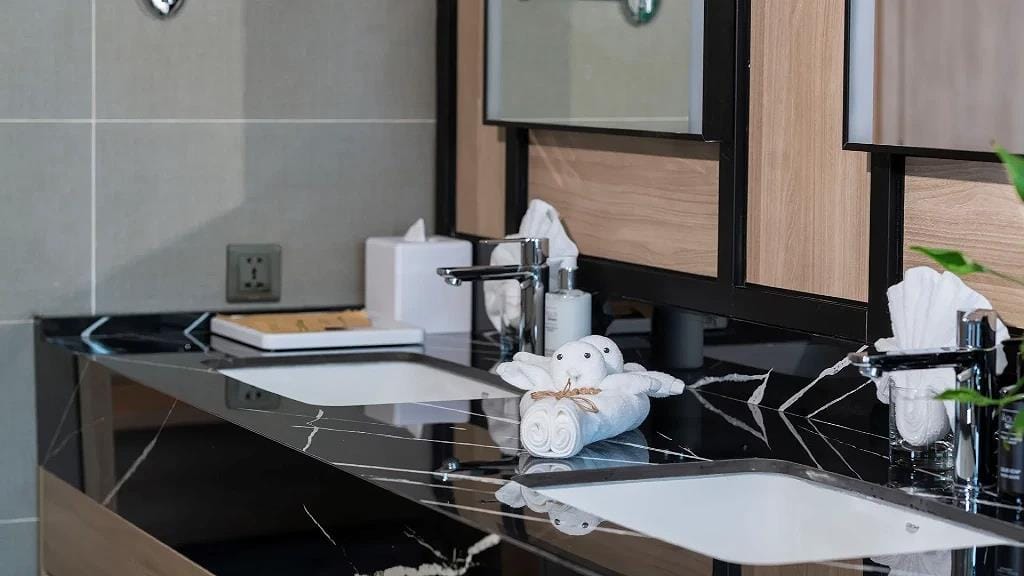 5-star hotel near Ha Long Cruise Port