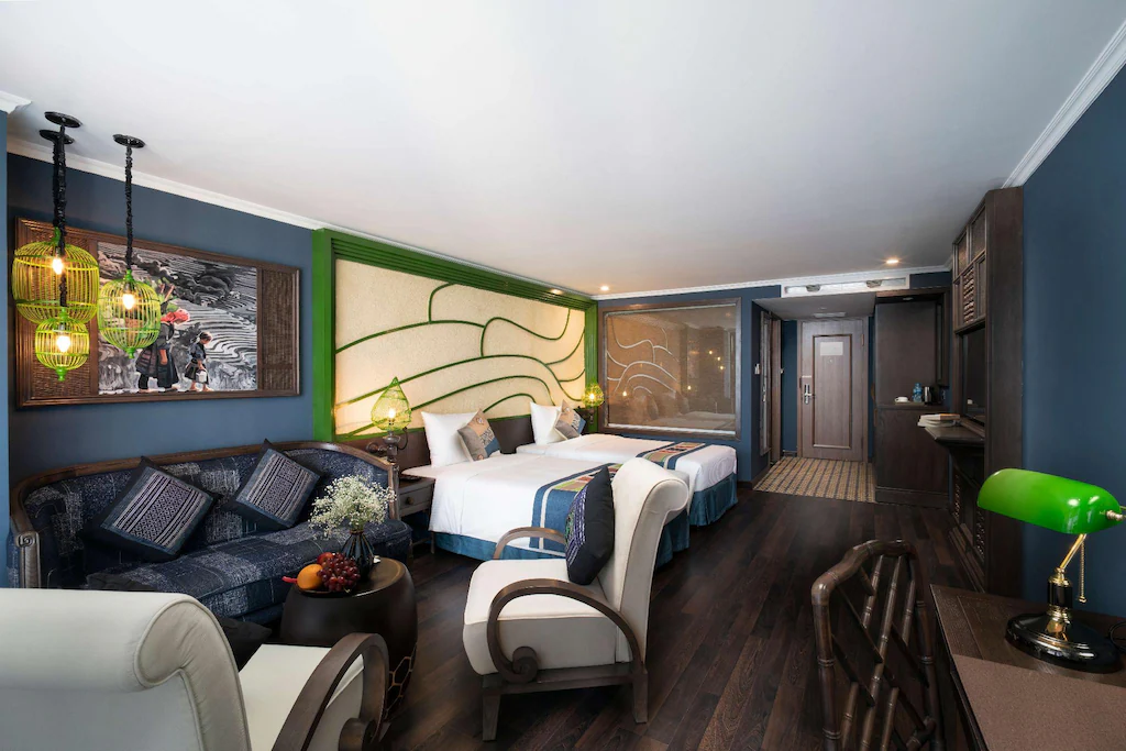 Sapa hotel with infinity pool