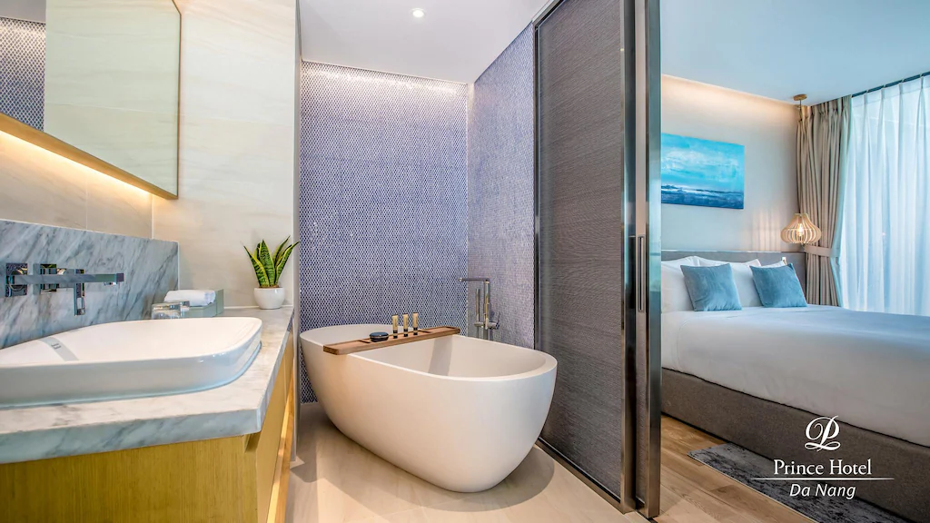 My Khe Beach accommodation