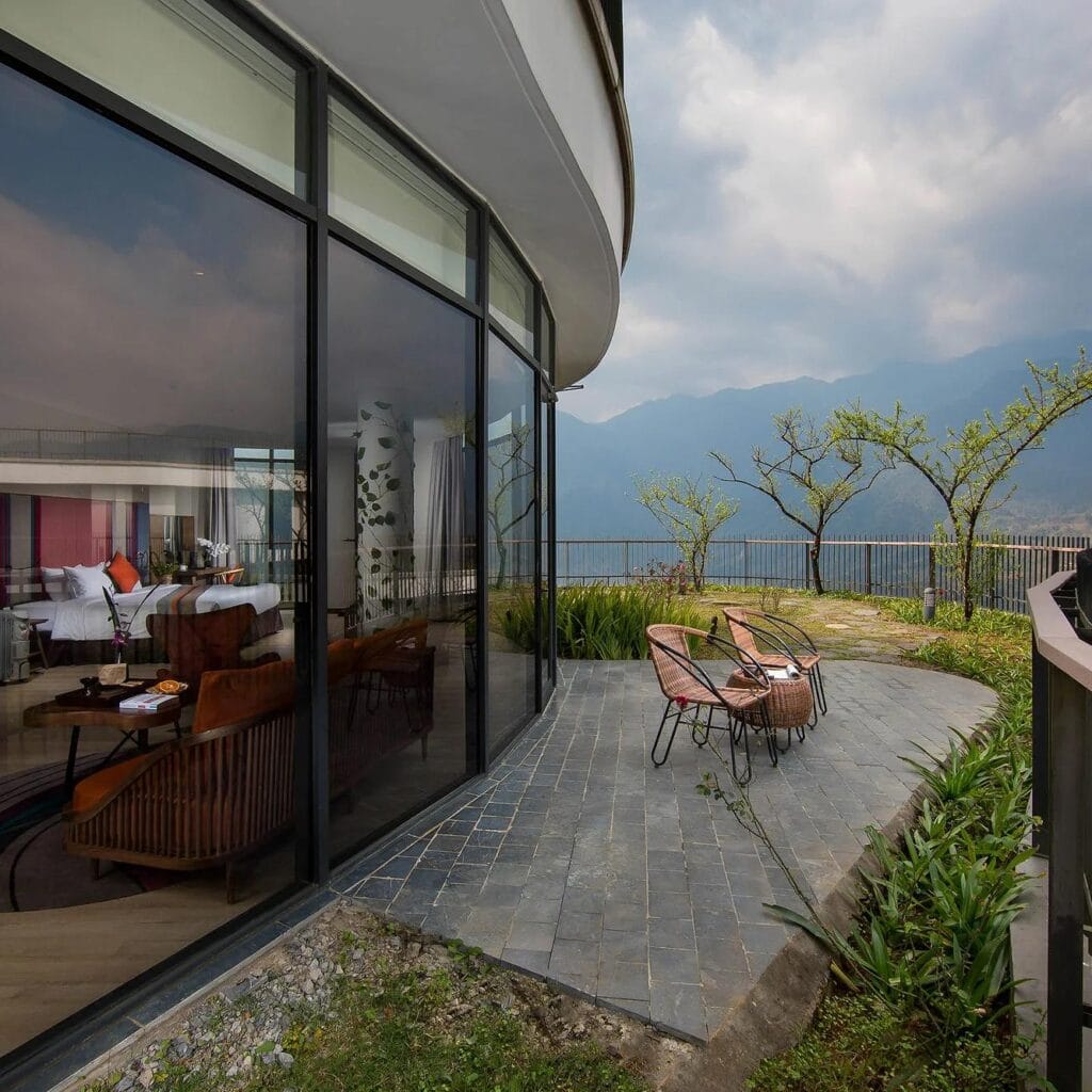 Luxury accommodation Muong Hoa Valley