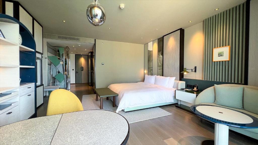 Superior Big King Ocean 1 bathroom