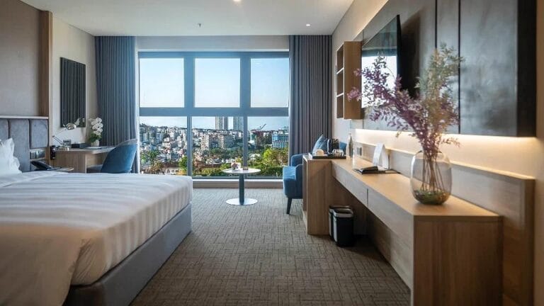 5-star hotel near Ha Long Cruise Port